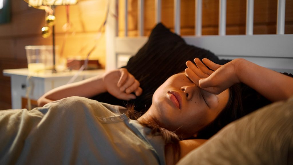 Chaleur étouffante : comment bien dormir lorsqu’il fait trop chaud ?