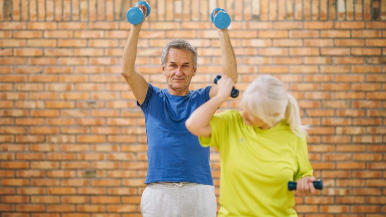 Comment rester en forme après 50 ans selon l’OMS ?
