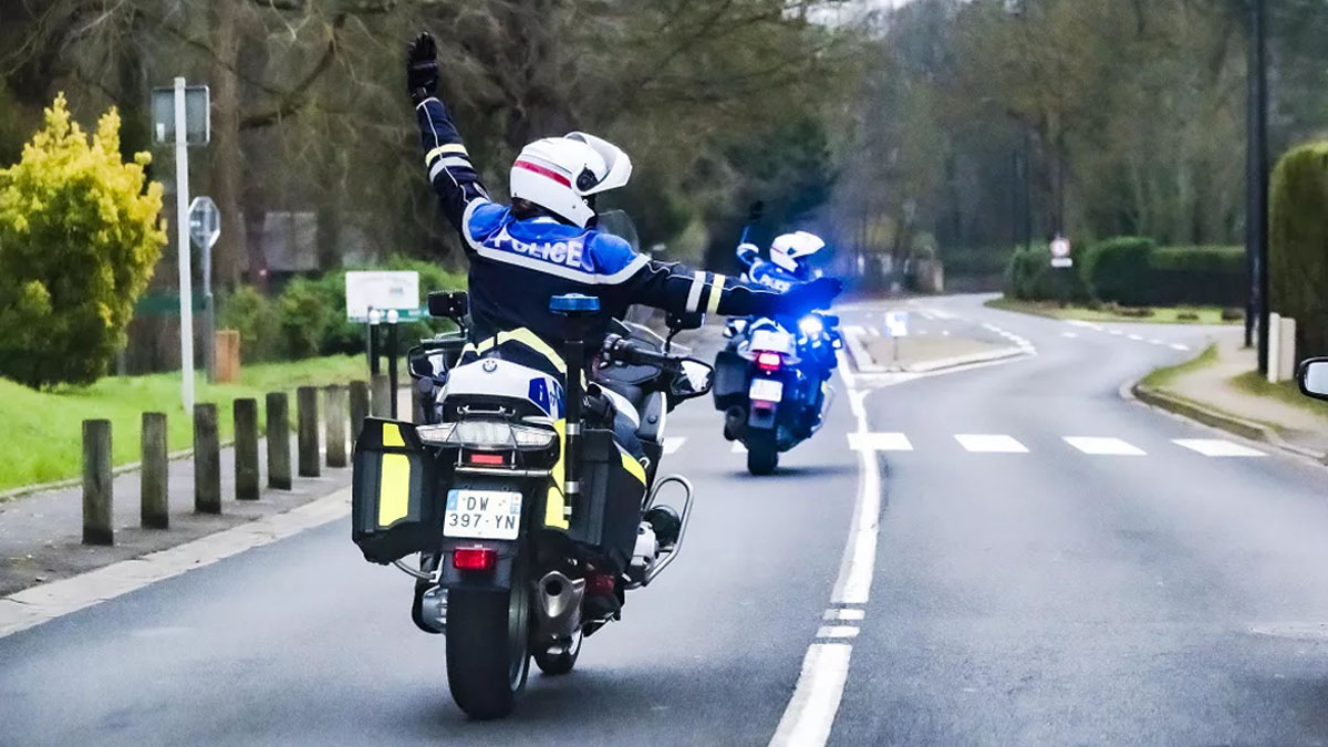 Coup dur pour les motards : une nouvelle loi punitive vient de tomber en France