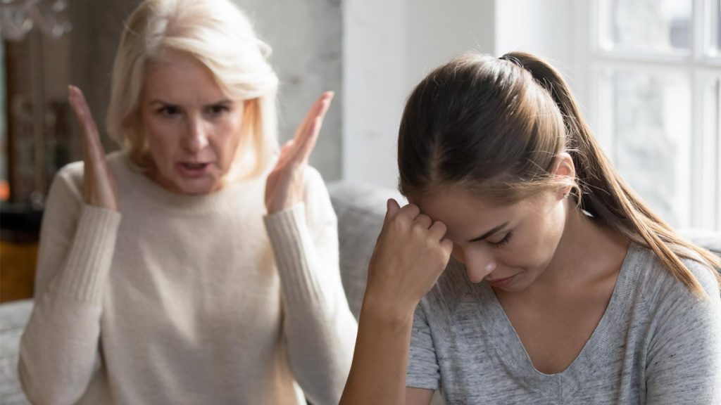 « Je ne suis pas une nounou » :  pourquoi les grands-parents refusent-ils de garder leurs petits-enfants ?