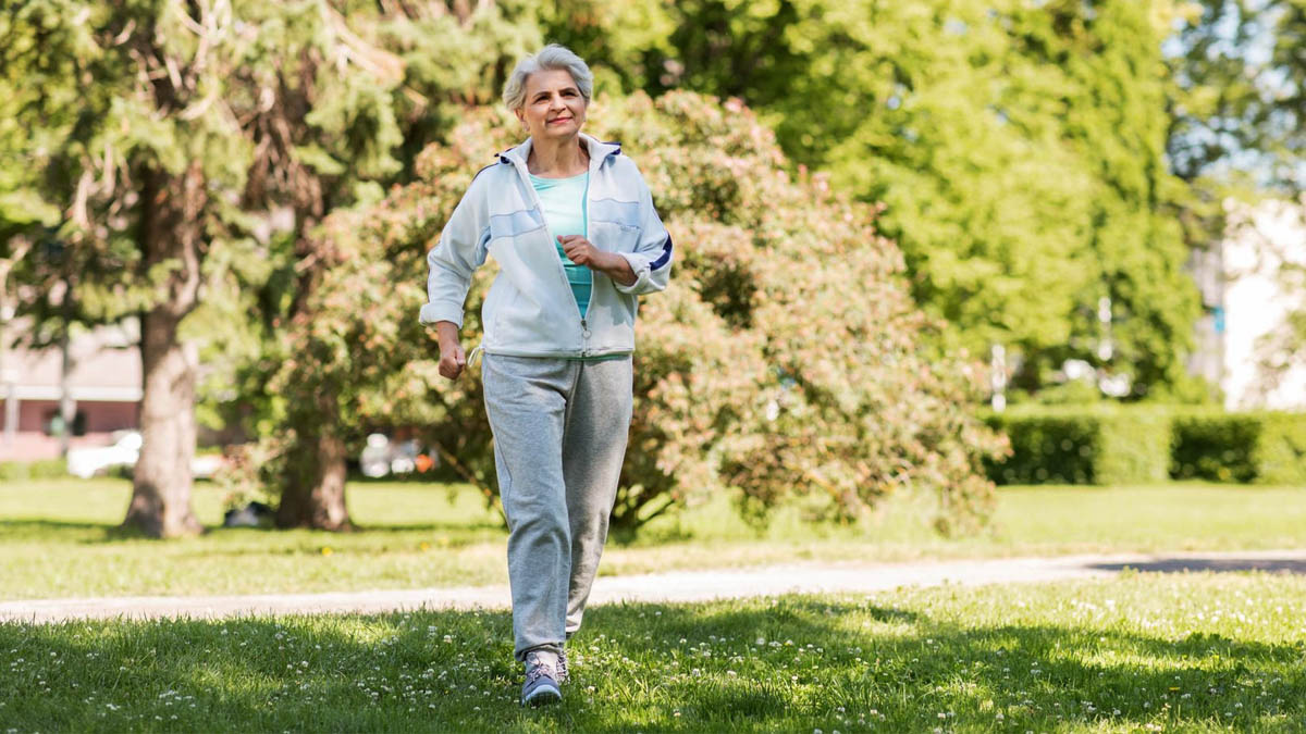 « Je me suis mis à marcher 30 minutes chaque jour pendant un mois : découvrez ce qui a changé pour moi »