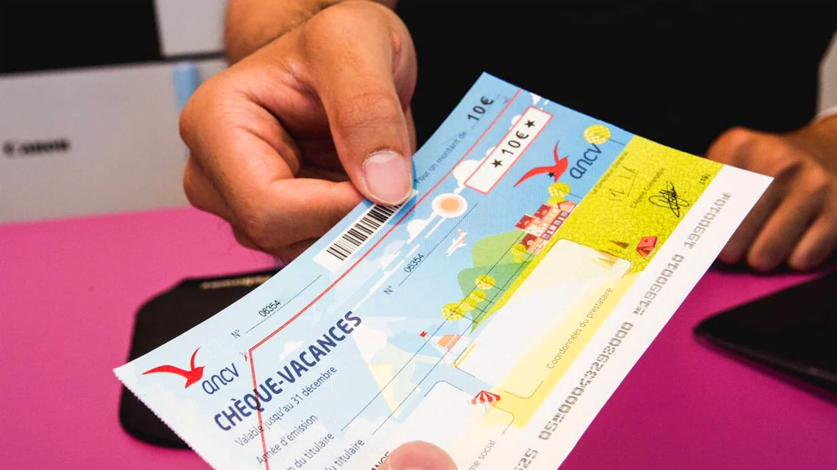Bonne nouvelle pour les retraités : les chèques-vacances sont de retour, voici comment les récupérer