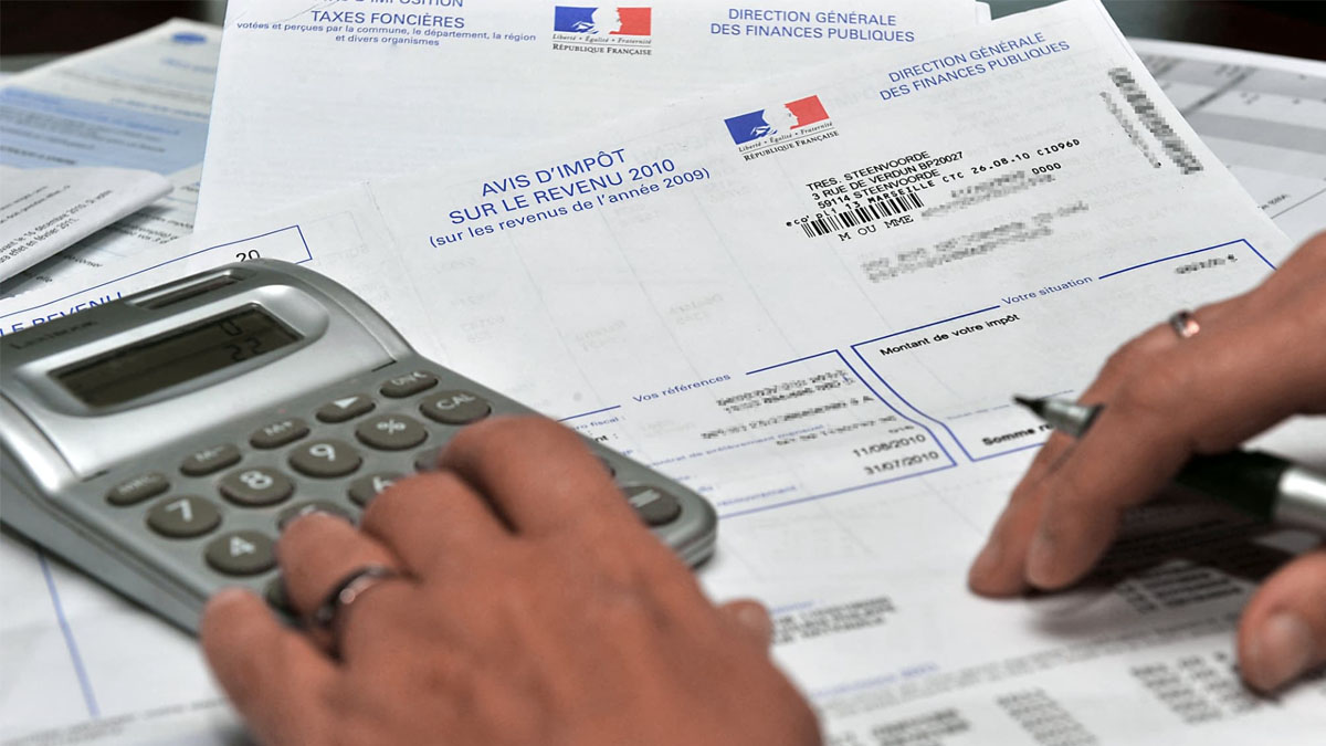 Impôts : faites-vous partie des nombreux Français qui devront payer la nouvelle taxe d’habitation dès janvier 2026 ?