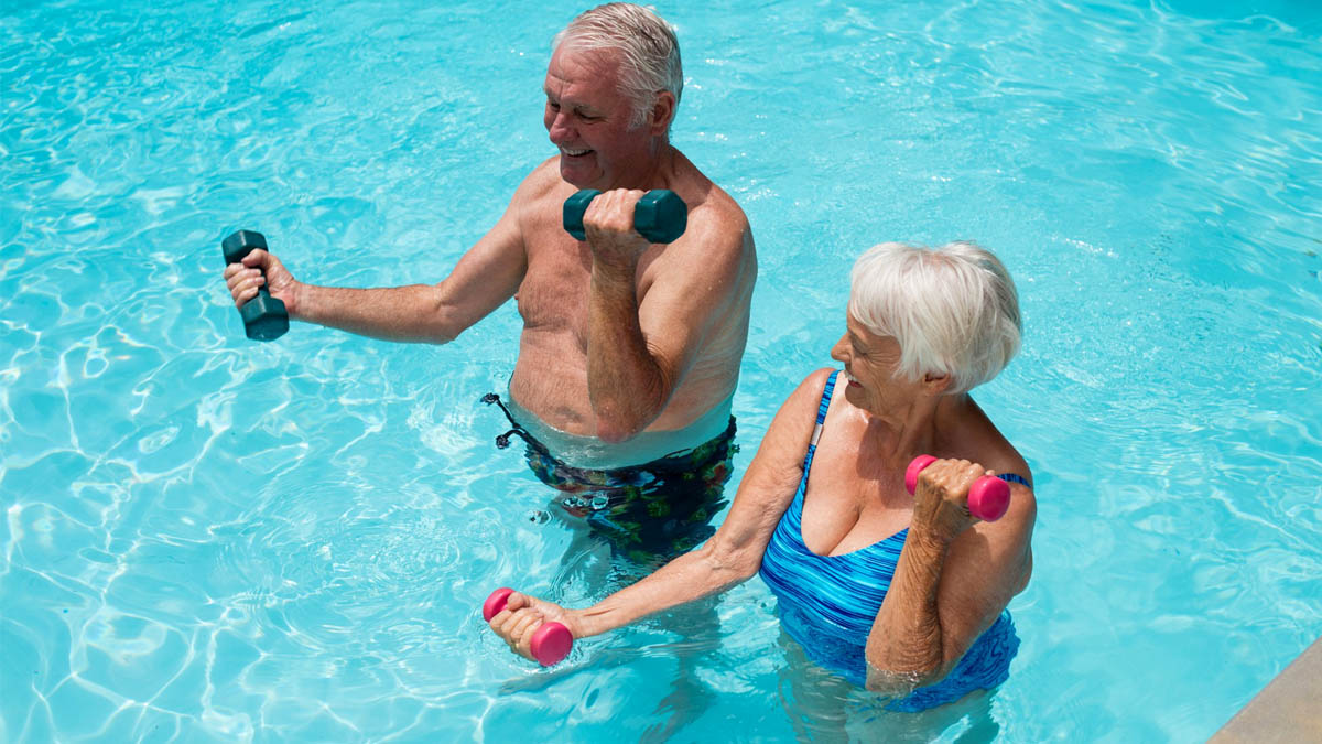 Ni natation ni aquagym : cet exercice est le plus efficace après 65 ans pour améliorer l’équilibre et prévenir les chutes
