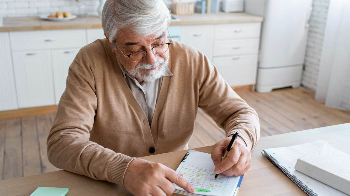Retraités, vos pensions d’août 2025 n’arriveront pas toutes en même temps : voici les dates à retenir