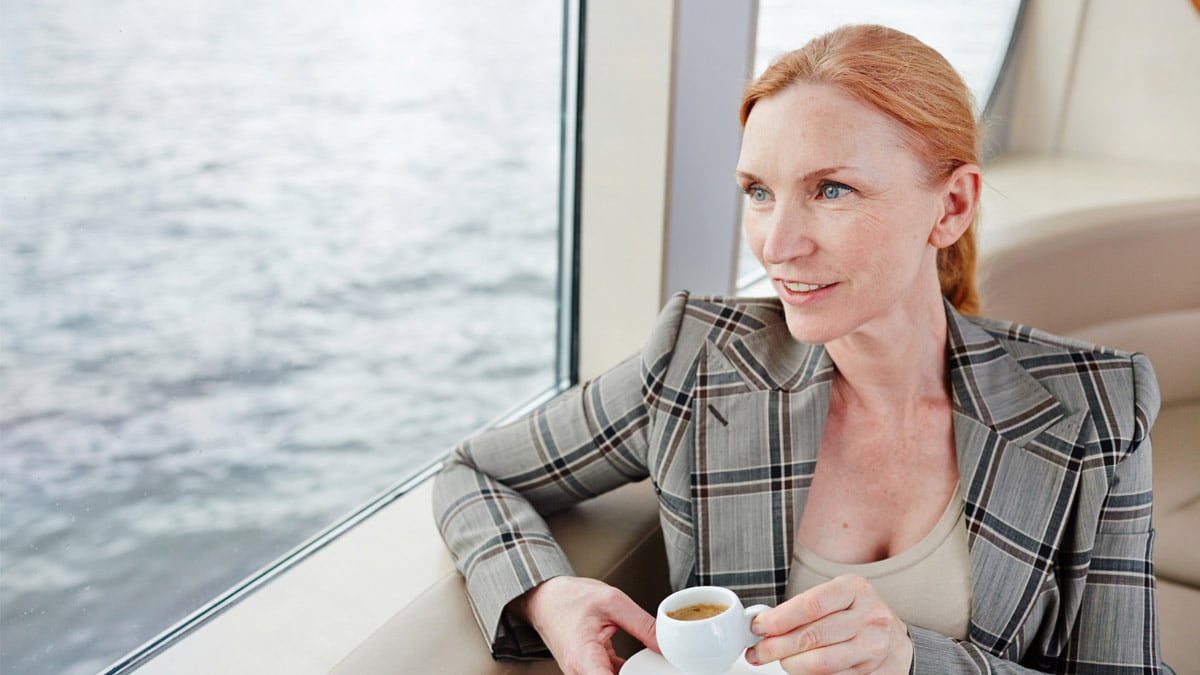 À 77 ans, elle s’installe sur un bateau de croisière pour 15 ans : « Ça coûte moins cher qu’une maison de retraite »