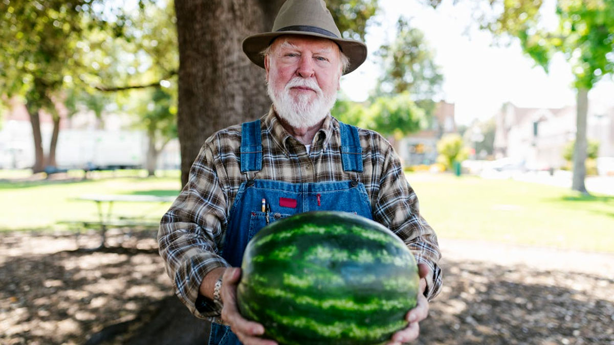 « Depuis que 3 agriculteurs m’ont donné ce conseil, je choisis toujours la bonne pastèque : sucrée et juteuse à souhait »