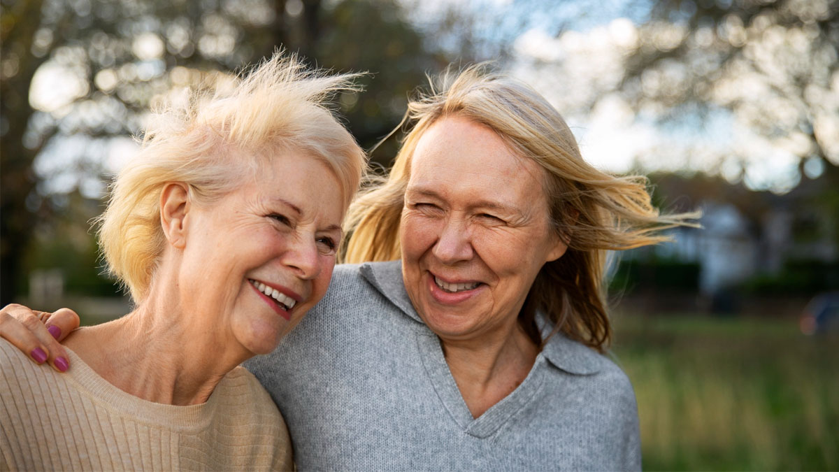 Inutile de couper les glucides ou de boire plus d’eau : les experts révèlent la meilleure stratégie alimentaire pour les plus de 60 ans