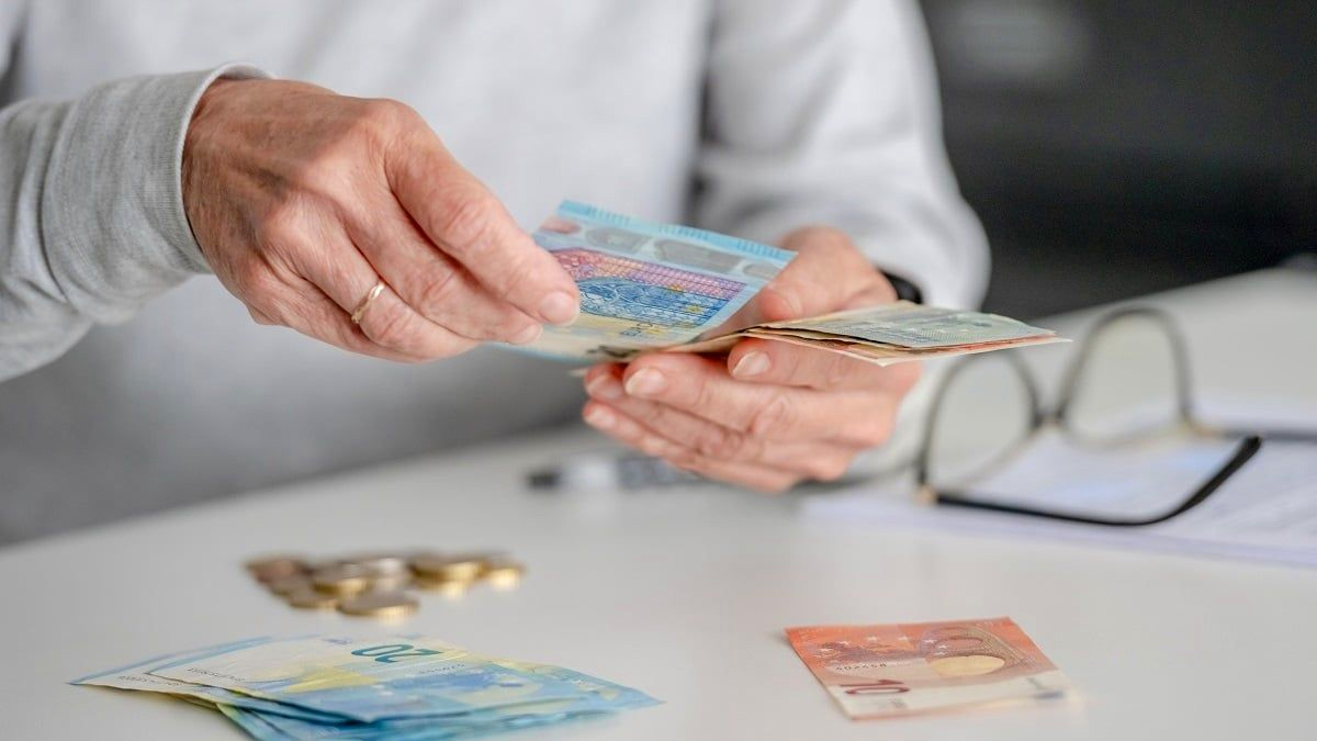 Pension de réversion : 4,5 millions de Français pourraient y renoncer à cause des plafonds