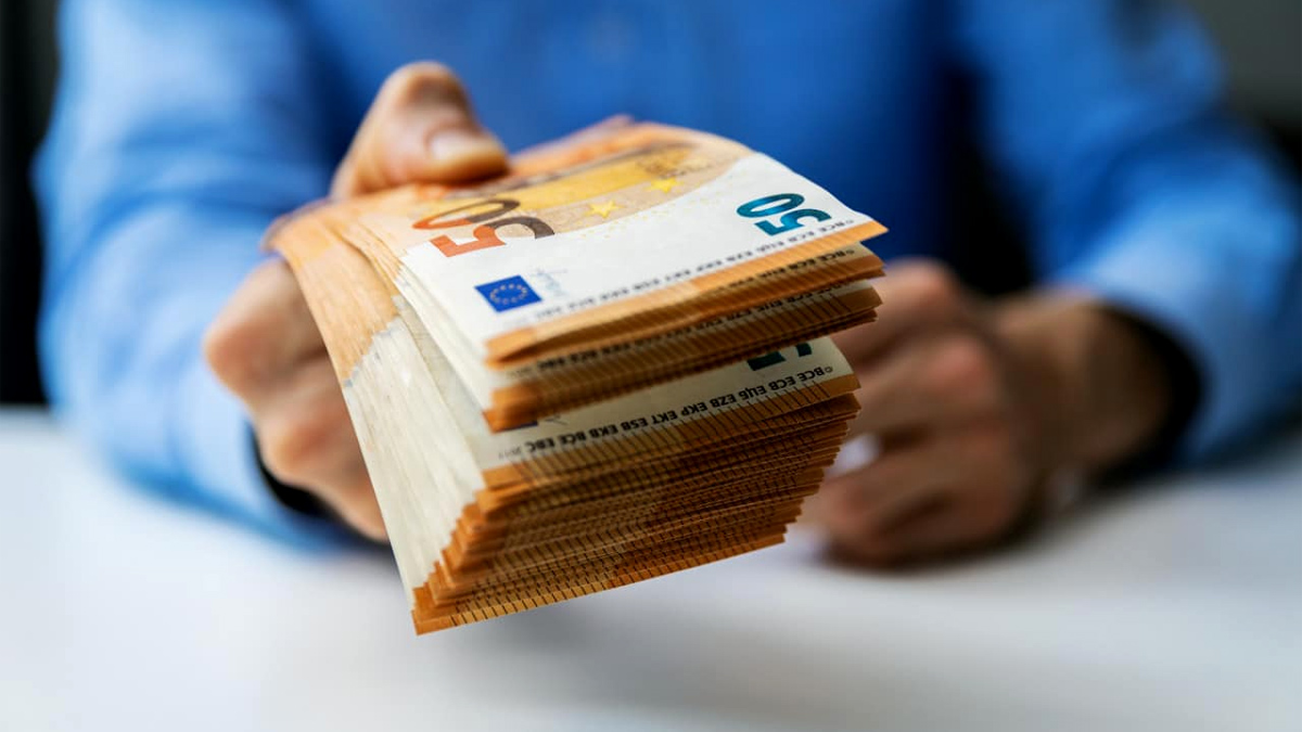Donation : quelle somme peut-on offrir sans justificatif après 60 ans ?