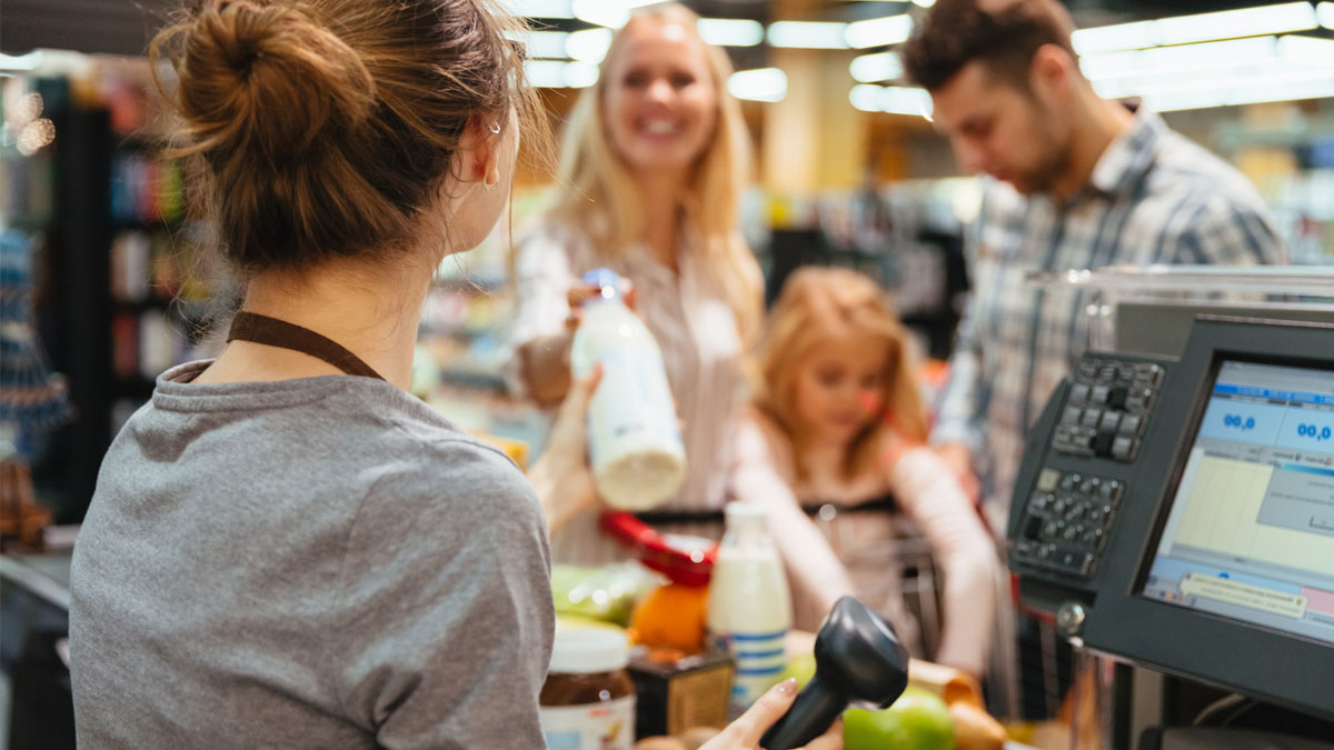 « Grâce à ce petit secret en magasin, j’ai vu mon budget courses baisser d’un coup »