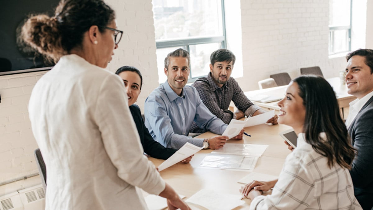 Ne cherchez pas à être « cool » au travail, conseille un expert : voici comment gagner de l’influence au bureau