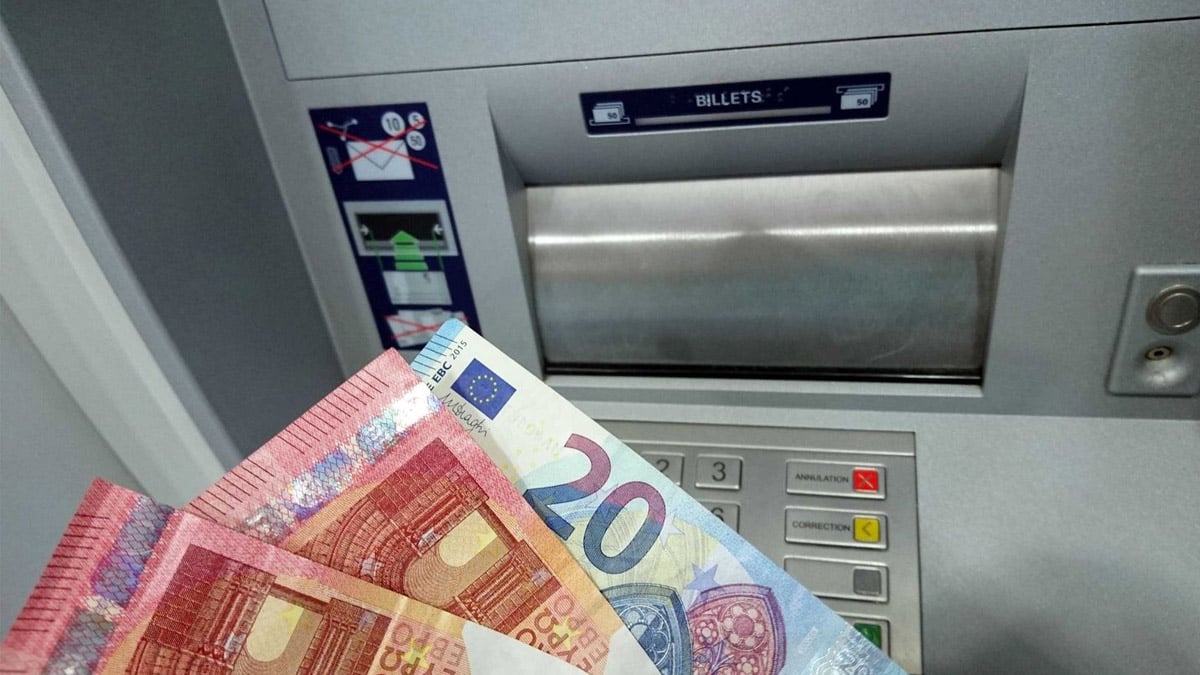 « Un guichet automatique » : l’État a injecté des milliards dans les entreprises grâce à des aides et avantages fiscaux