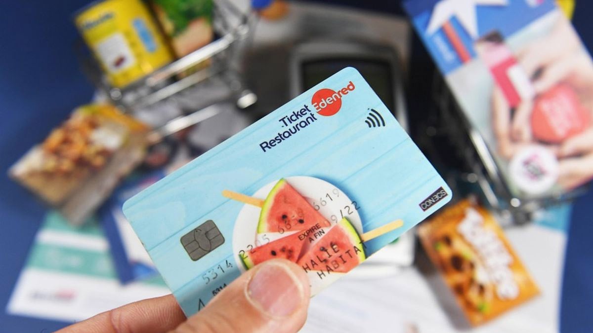 La Cour de cassation a tranché : les salariés en télétravail ont bel et bien droit aux titres-restaurant