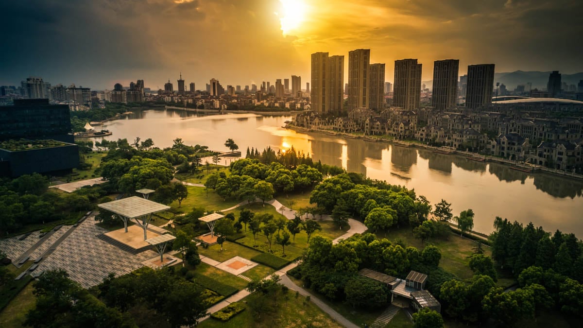 Élue meilleure ville pour les retraités : découvrez pourquoi cette destination espagnole séduit toujours plus de seniors chaque année