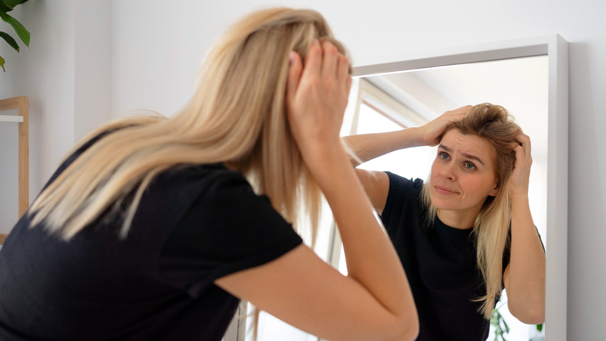 On pensait qu’il servait seulement au ménage : découvrez comment il transforme vos cheveux ternes (et vous l’avez sûrement déjà chez vous)