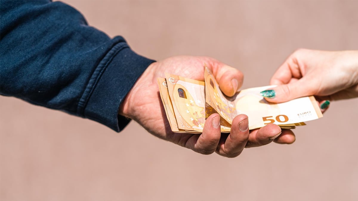 SMIC : bonne nouvelle, le salaire minimum va augmenter dès janvier 2026 – ce qu’il faut savoir