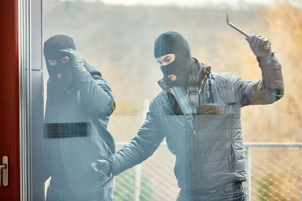 Bonne nouvelle : cette astuce du verre d’eau fait fuir les cambrioleurs… et elle ne coûte rien