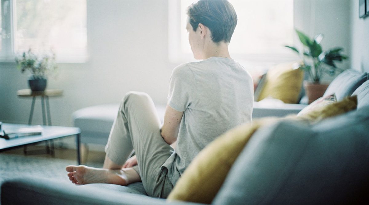 croiser jambes pied sous cuisse psychologie